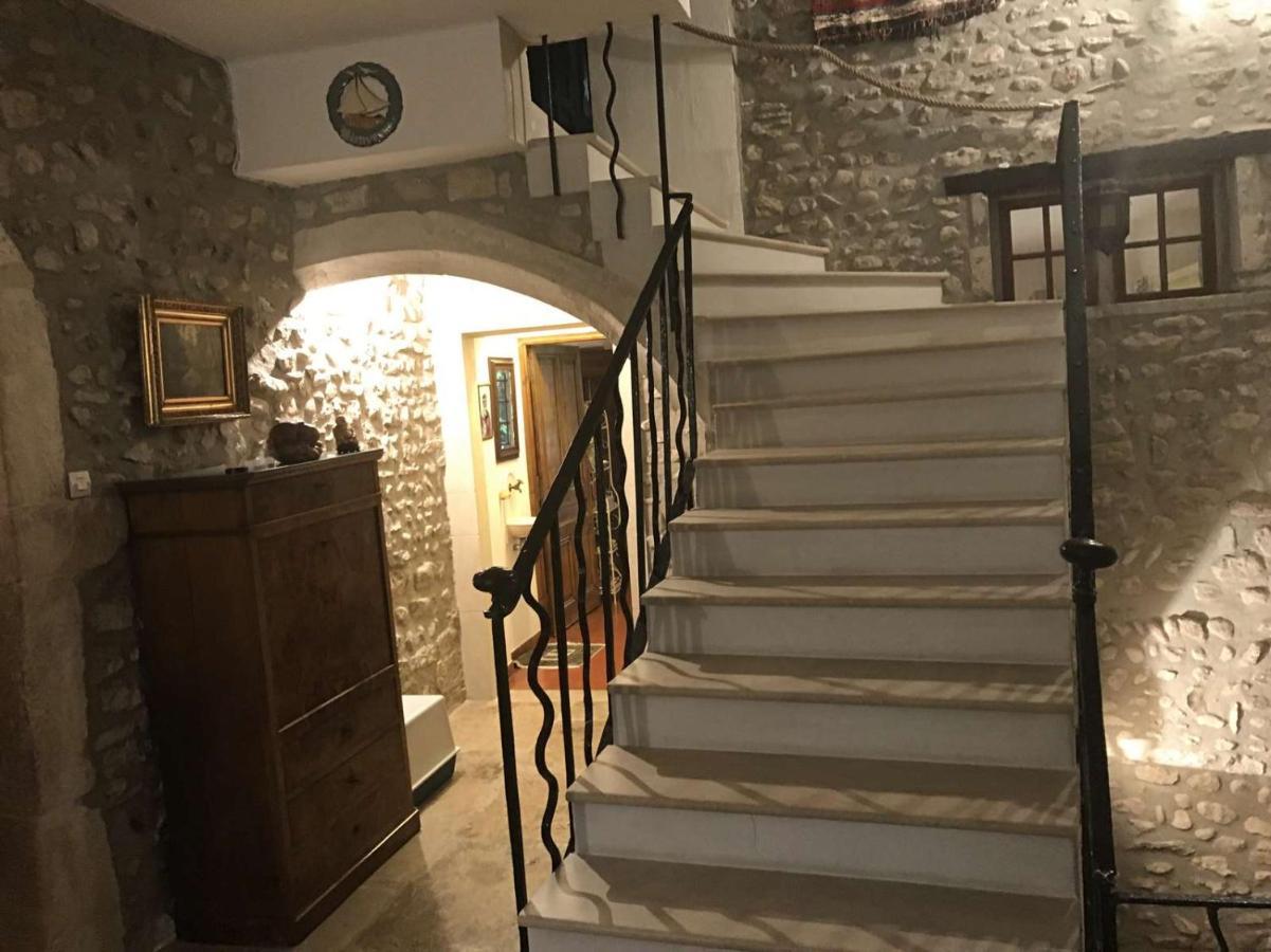 Gite Belle Vue Bed & Breakfast Visan Exterior photo